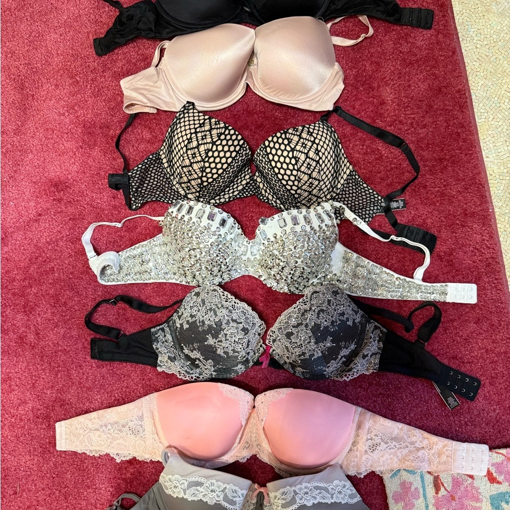 Victoria's Secret 32DD Bra Collection  **Special Limited Time Bundle Deal**
